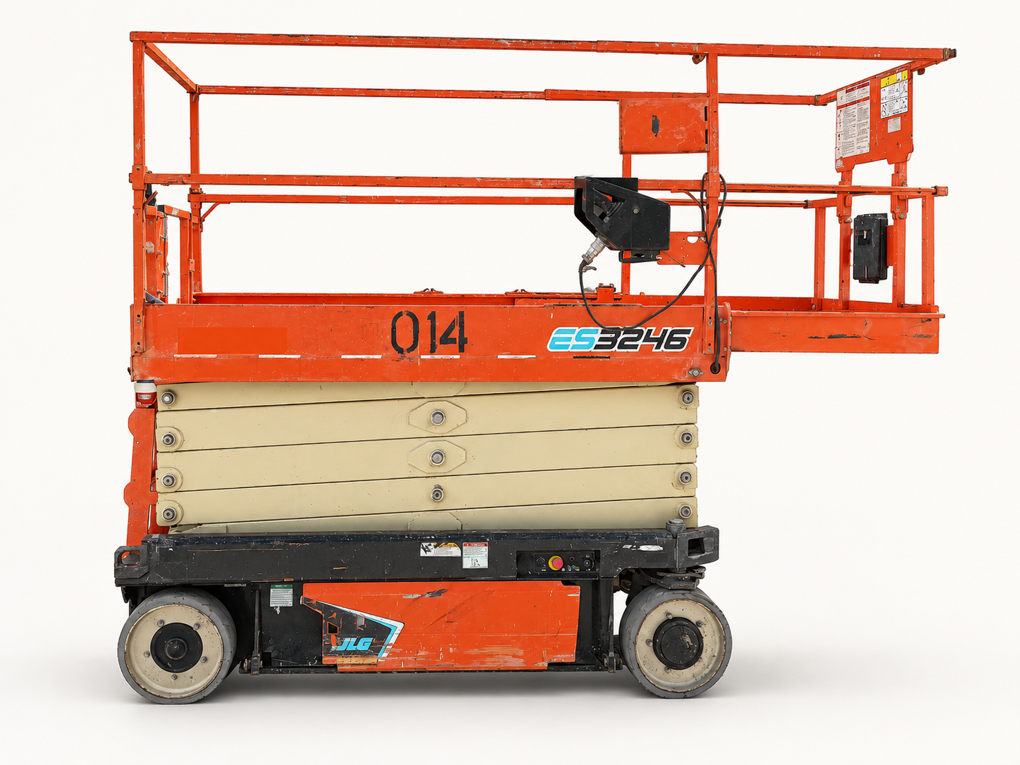 2021 JLG ES3246 32′ Electric Scissor Lift — background edited